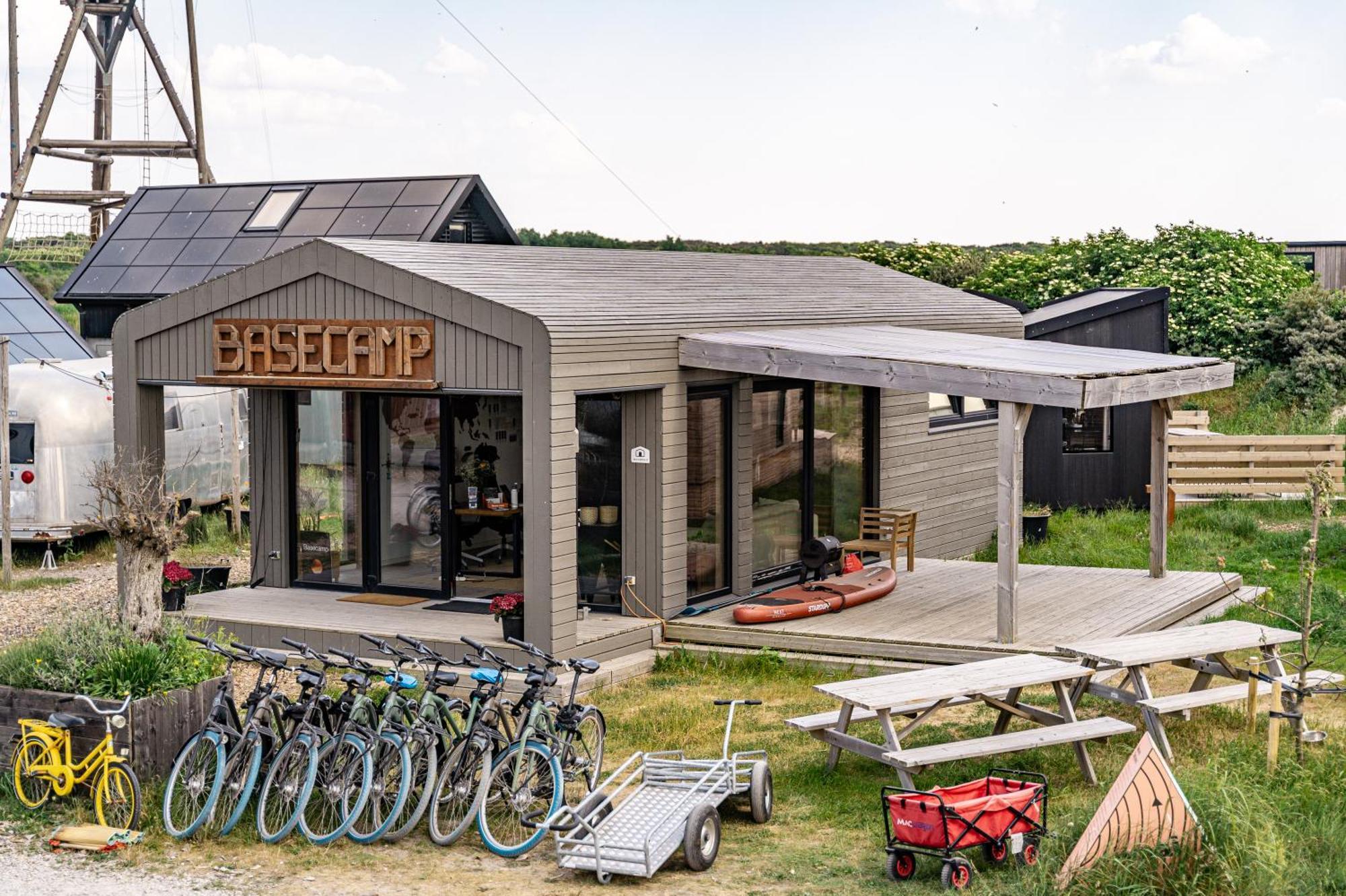 Basecamp Tiny House Eco-Resort Ijmuiden IJmuiden Exteriér fotografie